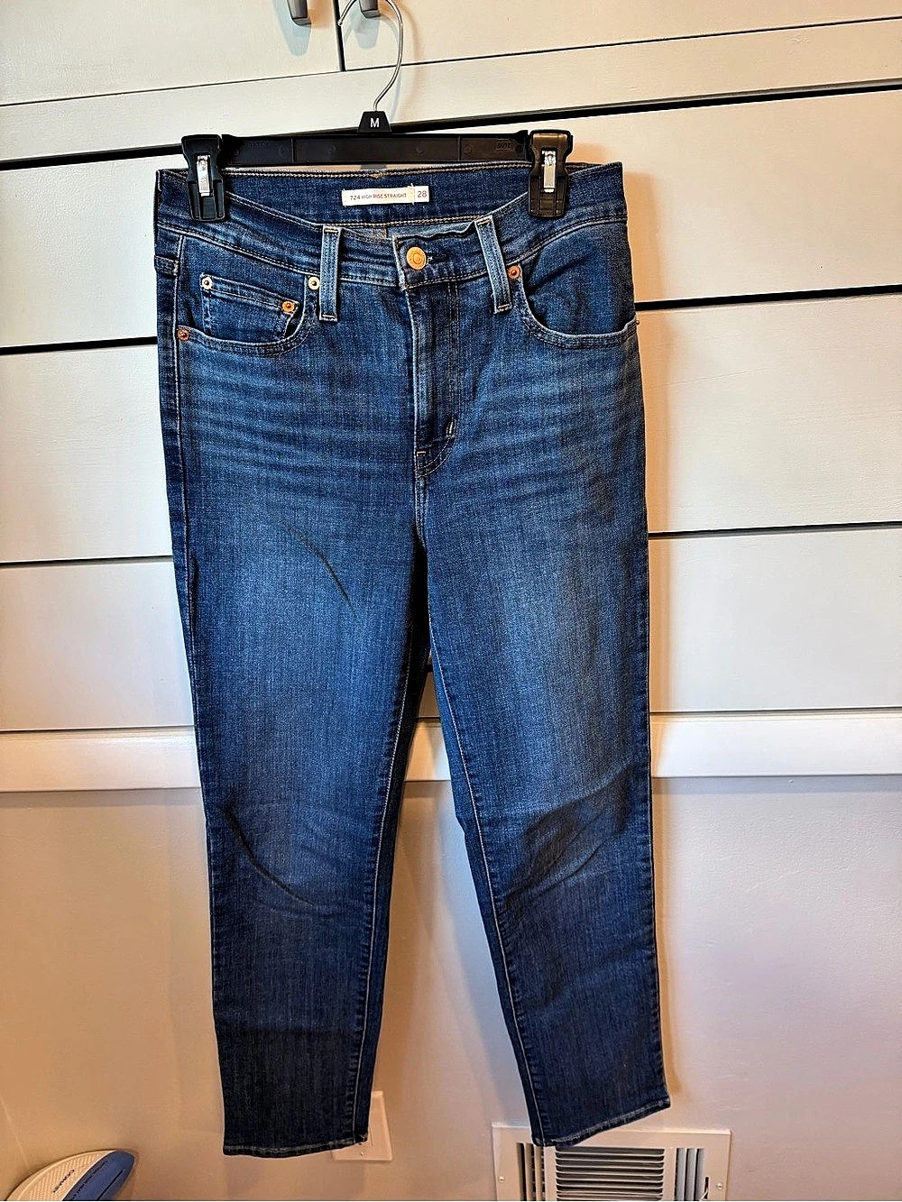 Levi's 724 High Rise Straight Leg Jeans in Blue Waist 28